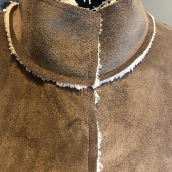 Gorgeous Lightweight Faux Sheepskin Coat /new without tags - Picture 3 of 12